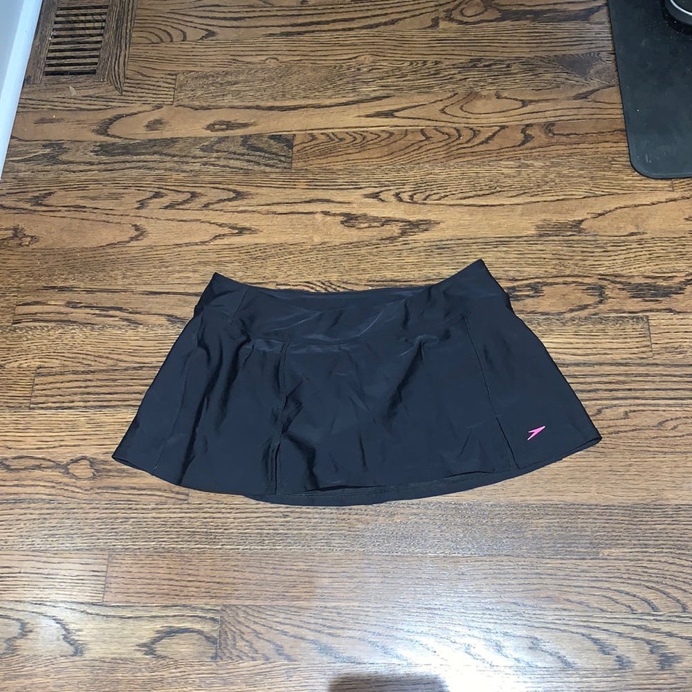 Never worn speedo swim skort size medium